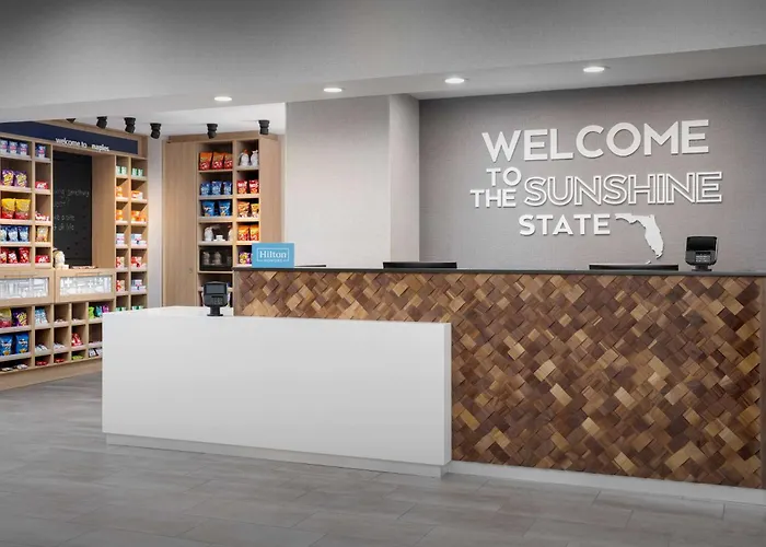 Hampton Inn & Suites Naples South
